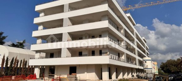 2 Schlafzimmer Wohnung in Rome, Italy, Nr. 156787 2