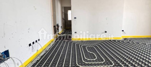 2 Schlafzimmer Wohnung in Rome, Italy, Nr. 156787 4