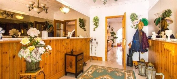 5 bedrooms Villa in Mijas, Spain No. 180200 9