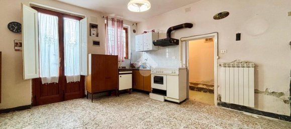 Casa de 2 divisões em Prato, Italy N.º 78734 2