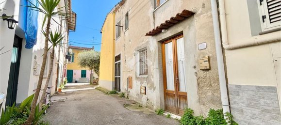 Casa de 2 divisões em Prato, Italy N.º 78734 17