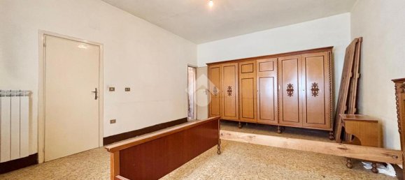 Casa de 2 divisões em Prato, Italy N.º 78734 12