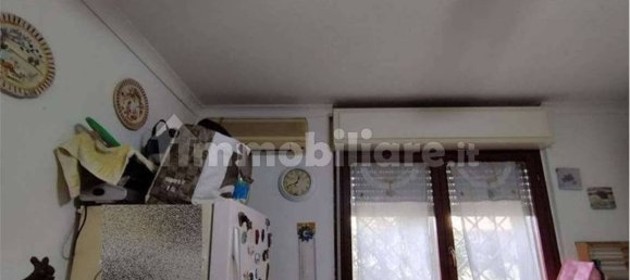 4 rooms Apartment in Rome, Italy No. 306132 4