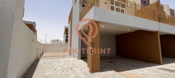 4 Schlafzimmer Stadthaus in Dubai, UAE, Nr. 24621 2