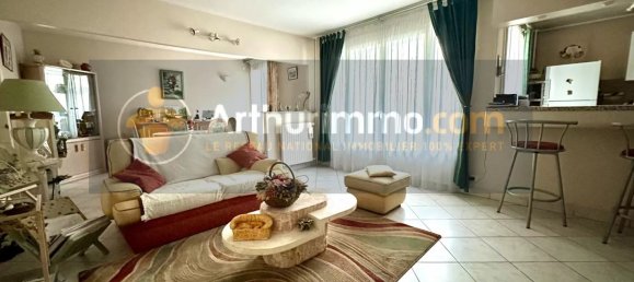 2 bedrooms Apartment in Bondy, France No. 167647 2