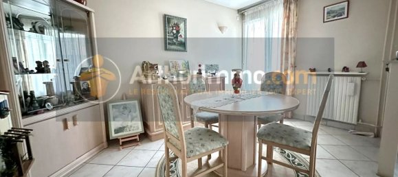 2 bedrooms Apartment in Bondy, France No. 167647 5