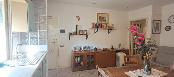Apartamento de 3 dormitorios en Ancona, Italy No. 350730 2