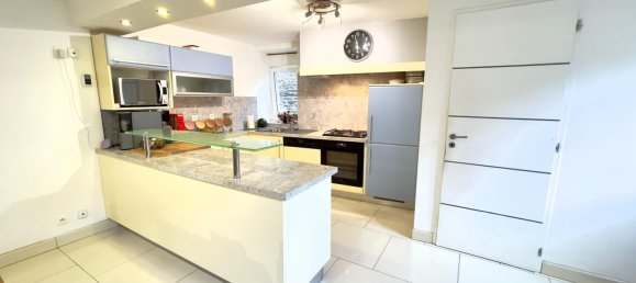 4 bedrooms House in Mayenne, France No. 341880 5