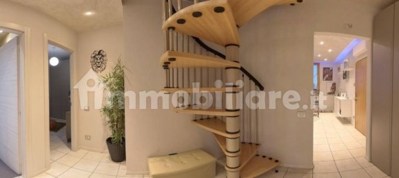 2 bedrooms Penthouse in Concorezzo, Italy No. 372175 8