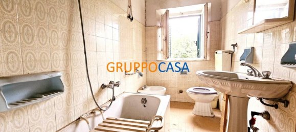 6 Schlafzimmer Haus in Castelfranco di Sotto, Italy, Nr. 199059 22