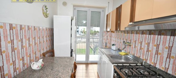 3 bedrooms Apartment in Ascoli Piceno, Italy No. 25488 5