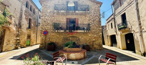 Дом с 6 спальнями в Пералада, Испания № 140794 2