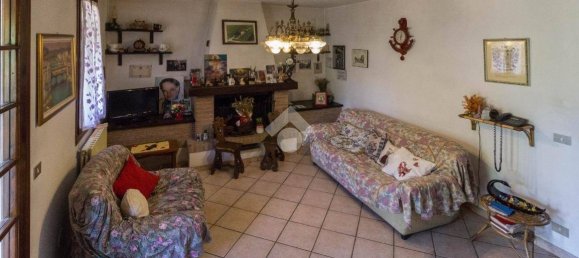 2 bedrooms House in Carpi, Italy No. 151349 24