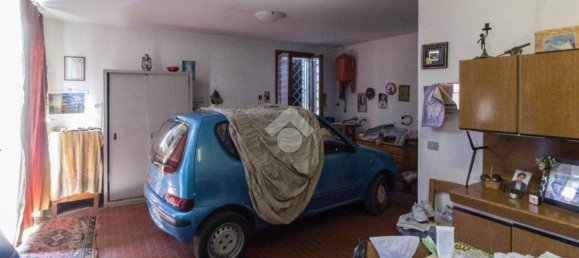 2 bedrooms House in Carpi, Italy No. 151349 15