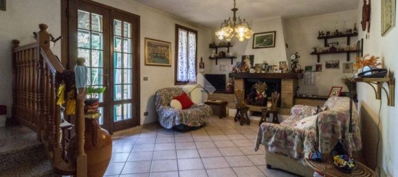 2 bedrooms House in Carpi, Italy No. 151349 23