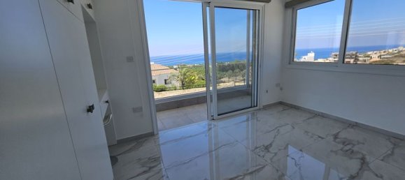 3 bedrooms Villa in Paphos, Cyprus No. 9373 19