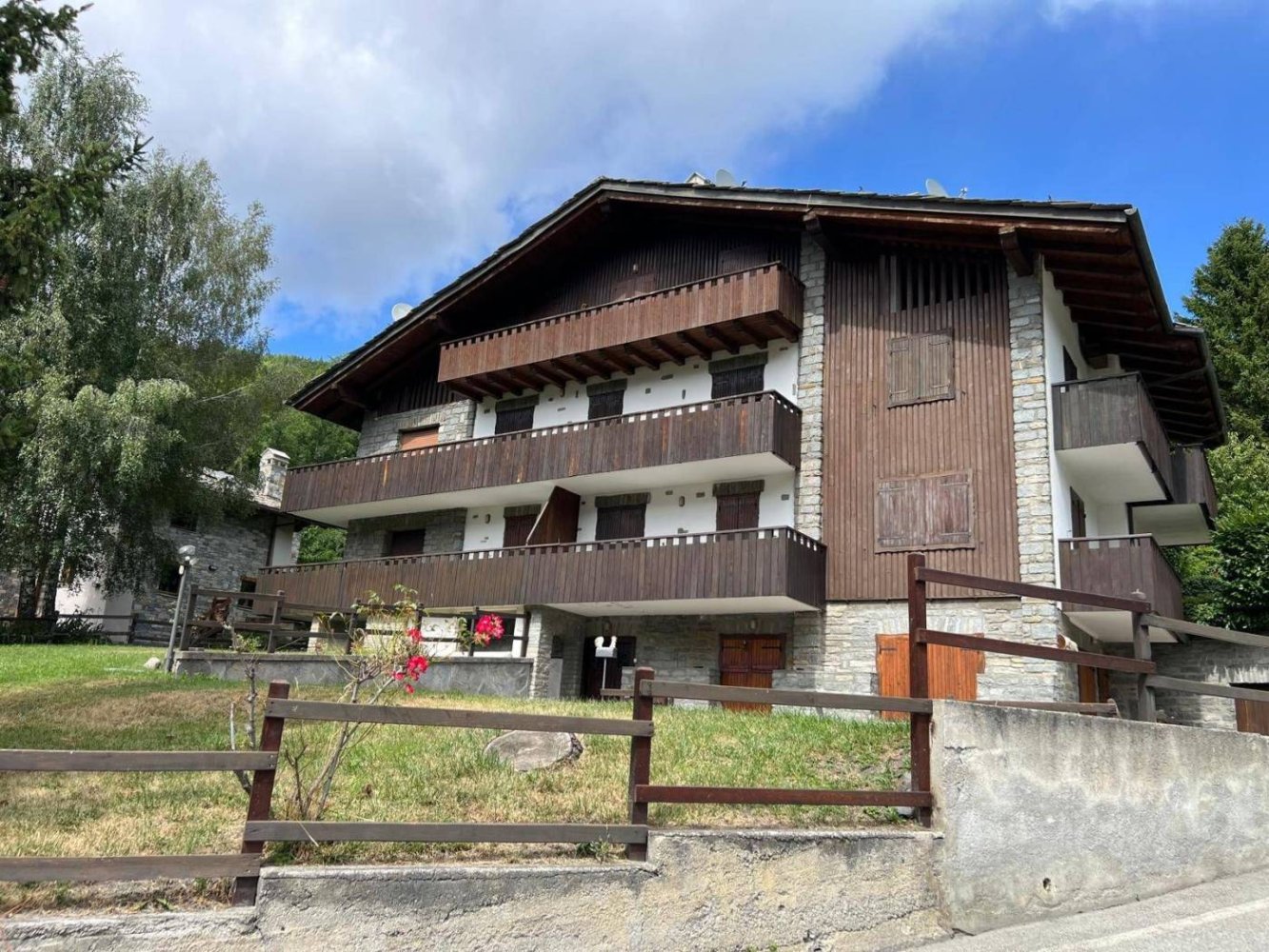 2 bedrooms Apartment in La Salle, Italy No. 340605