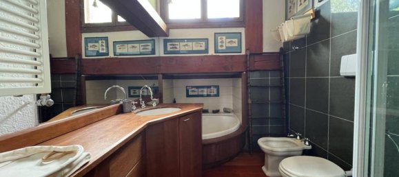 2 bedrooms Apartment in La Salle, Italy No. 340605 8