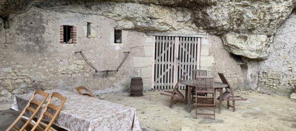 3 bedrooms House in Charge, France No. 39231 10