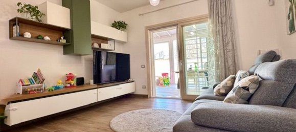 3 rooms House in Rome, Italy No. 279995 4