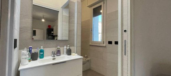 Apartamento de 4 habitaciónes en Lodi, Italy No. 28810 18