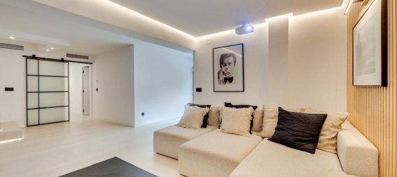 4 bedrooms Duplex in Marbella, Spain No. 128953 16