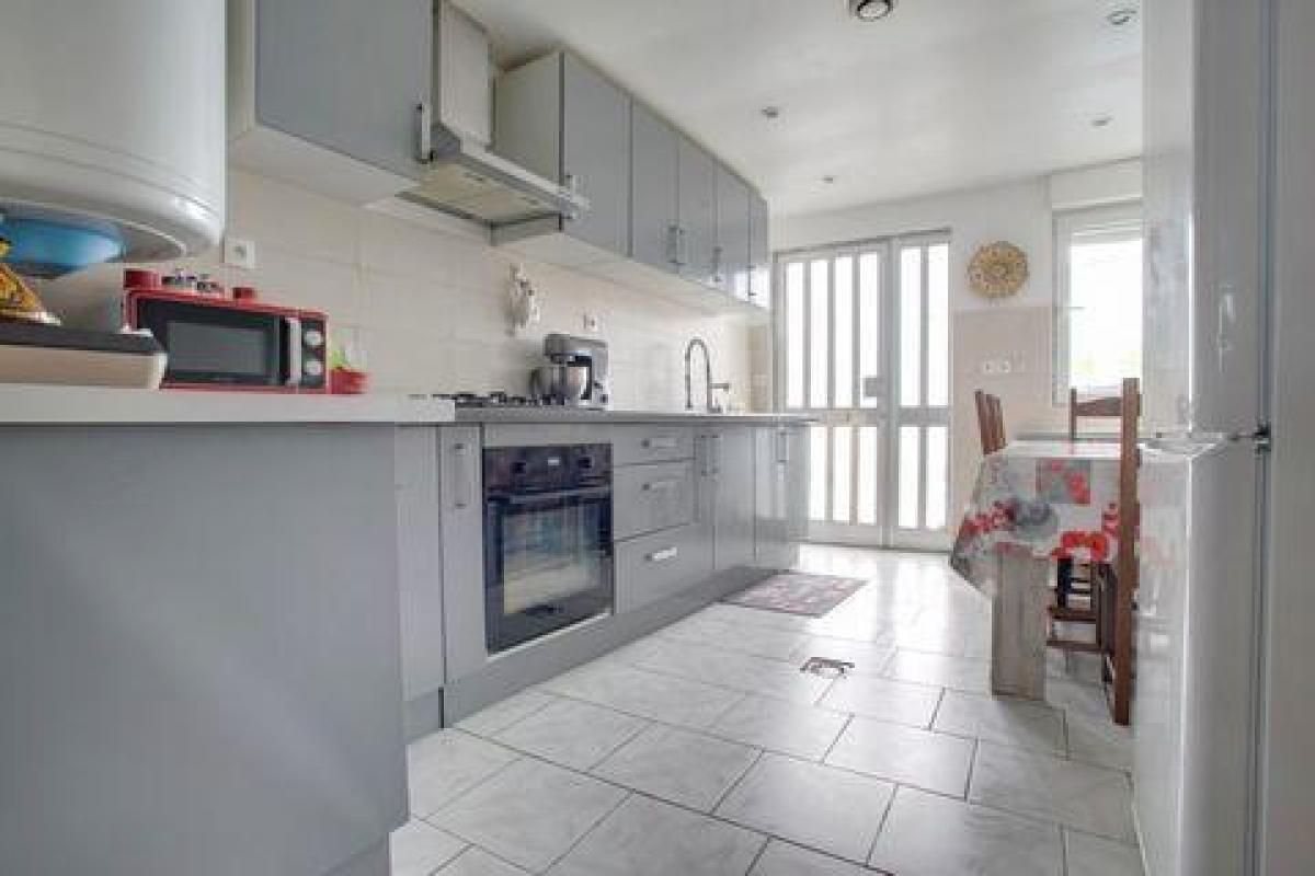 2 bedrooms House in Halluin, France No. 27380