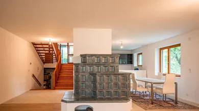 4-salle Maison de ville à Maria Enzersdorf, Austria No. 194401