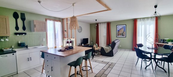 4 chambres Bâtiment à Malintrat, France No. 194670 4