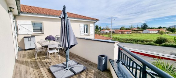 4 chambres Bâtiment à Malintrat, France No. 194670 8