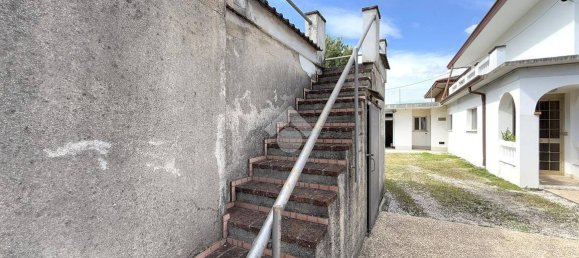 5 bedrooms Villa in San Martino di Lupari, Italy No. 307221 28