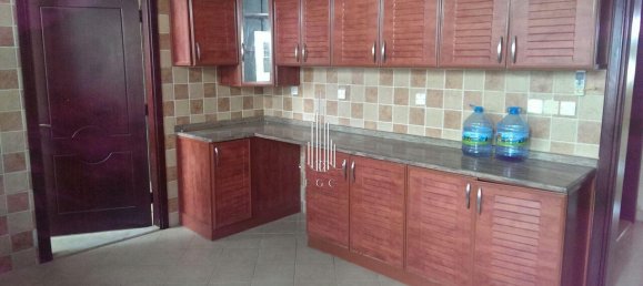 5 bedrooms Villa in Shakhbout City, UAE No. 45313 7