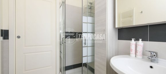 3-salle Appartement à Lonato del Garda, Italy No. 6991 18