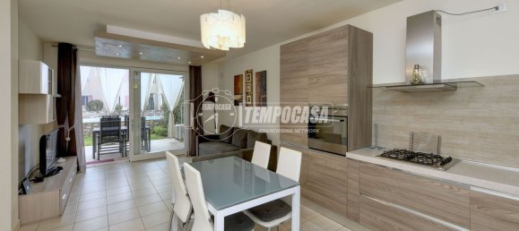 3-salle Appartement à Lonato del Garda, Italy No. 6991 5