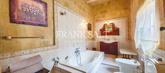 Casa de 2 dormitorios en Zurrieq, Malta No. 6251 10