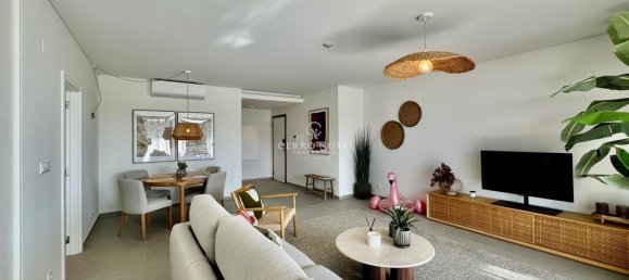 4 bedrooms Apartment in Guia, Portugal No. 106414 2