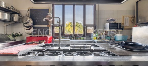 7 rooms House in Lesa, Italy No. 62971 25