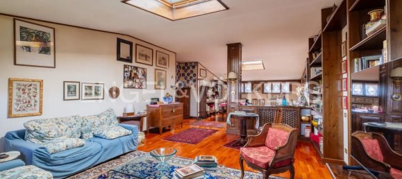 7 rooms House in Lesa, Italy No. 62971 2