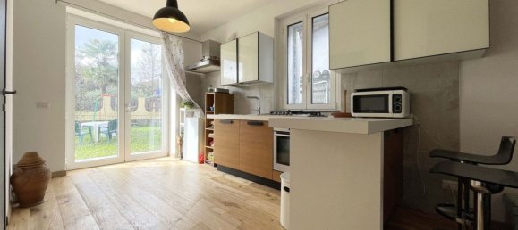 3 bedrooms House in Fontaneto d'Agogna, Italy No. 377456 5