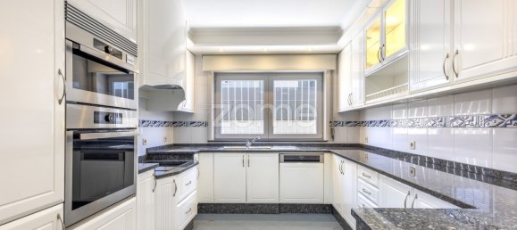 4 bedrooms Villa in Moreira, Portugal No. 209818 6