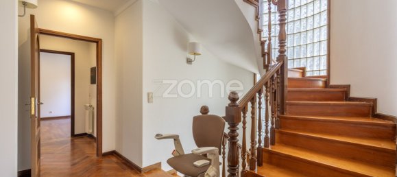 4 bedrooms Villa in Moreira, Portugal No. 209818 9