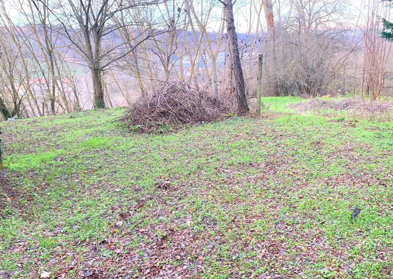 Casa de 3 habitaciónes en Gropparello, Italy No. 125994