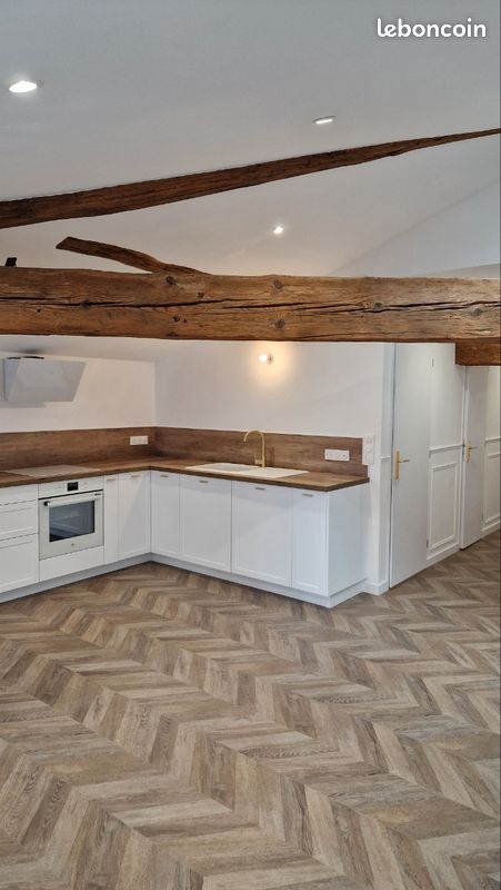 2 غرف نوم شقة في Saint-Laurent-sur-Saone, France رقم 338215