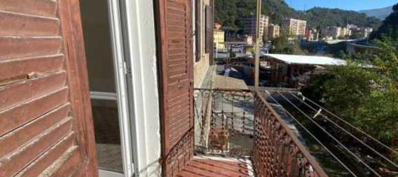 4-Zimmer Wohnung in Genoa, Italy, Nr. 30971 2