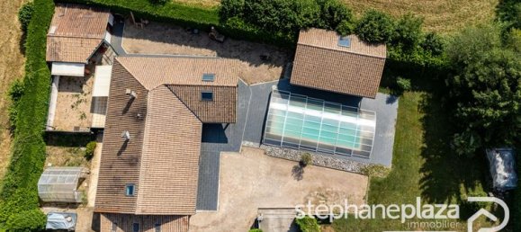 4 bedrooms Villa in Perouges, France No. 315379 2