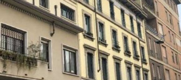 127m² Commercial property in Milan, Italy No. 379234 2