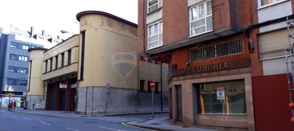 Gewerbliche Immobilie in Gijon, Spain 55m², Nr. 74422 14