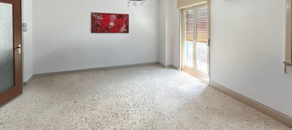 Apartamento T4 em Palermo, Italy N.º 355001 11
