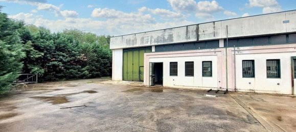 Armazém em Poggio Rusco, Italy 506 m² N.º 378500 2