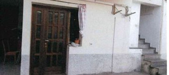 Квартира с 3 комнатами в Альбано Сант Алессандро, Италия № 6074 6